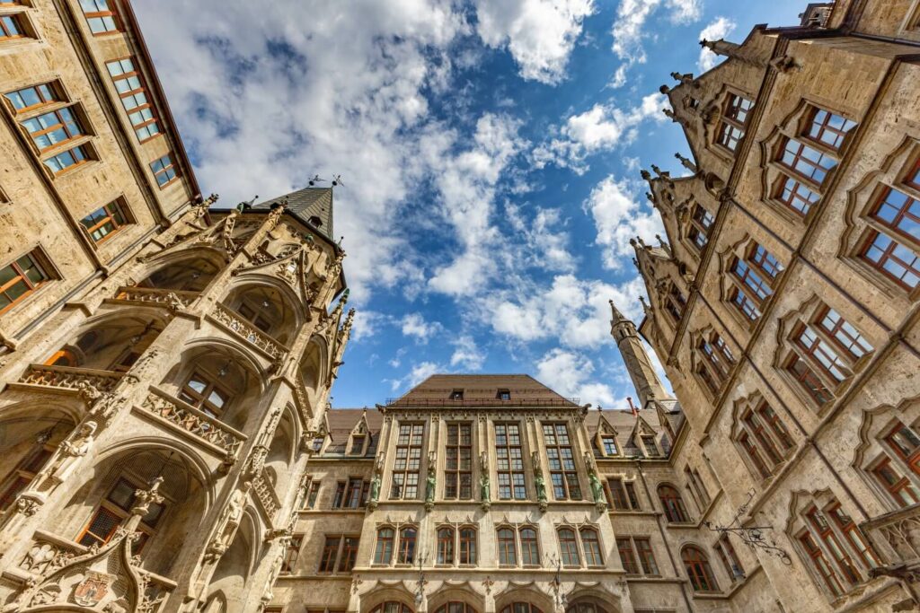 fotospots-muenchen-innenhof-rathaus