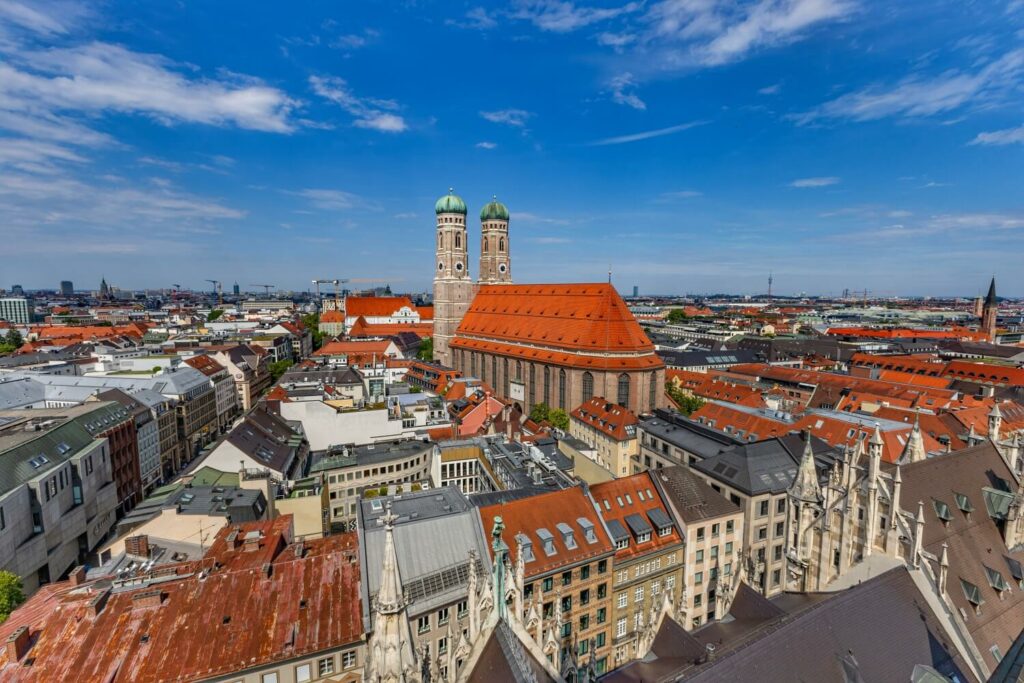 fotospots-muenchen-rathaus-ausblick-kirche