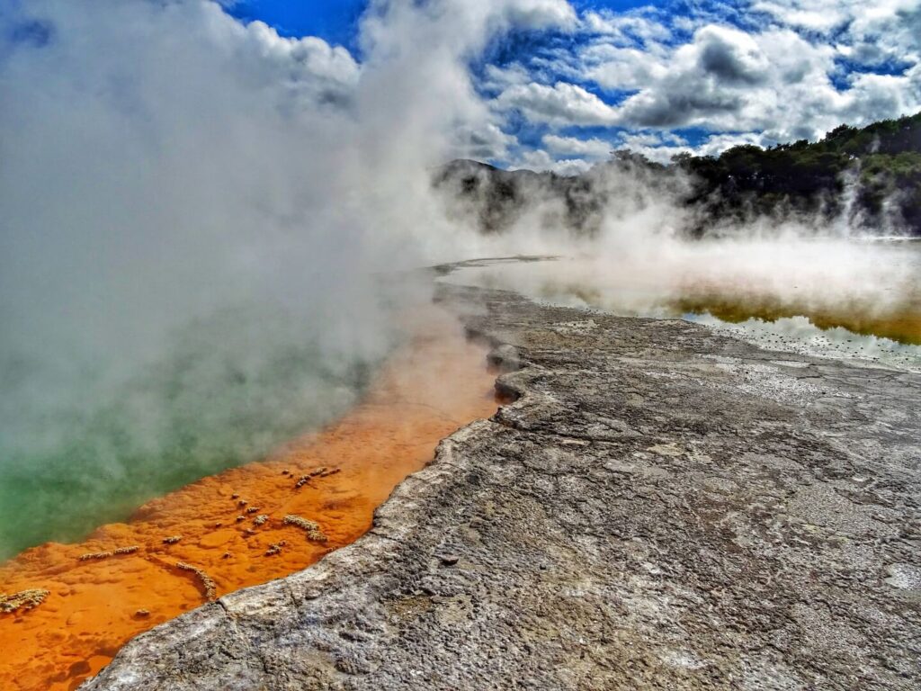 neuseeland-wai-o-tapu-pool-nordinsel